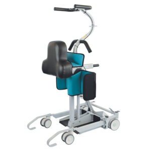 Kera sit2sit hoist transferring a user from wheelchair to armchair with one carer